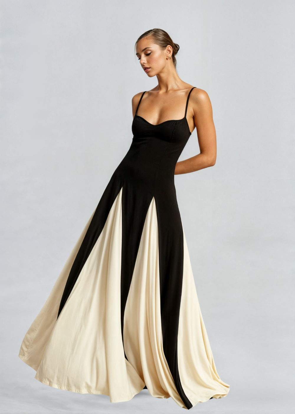 Maxi Dress with Elongated Silhouette