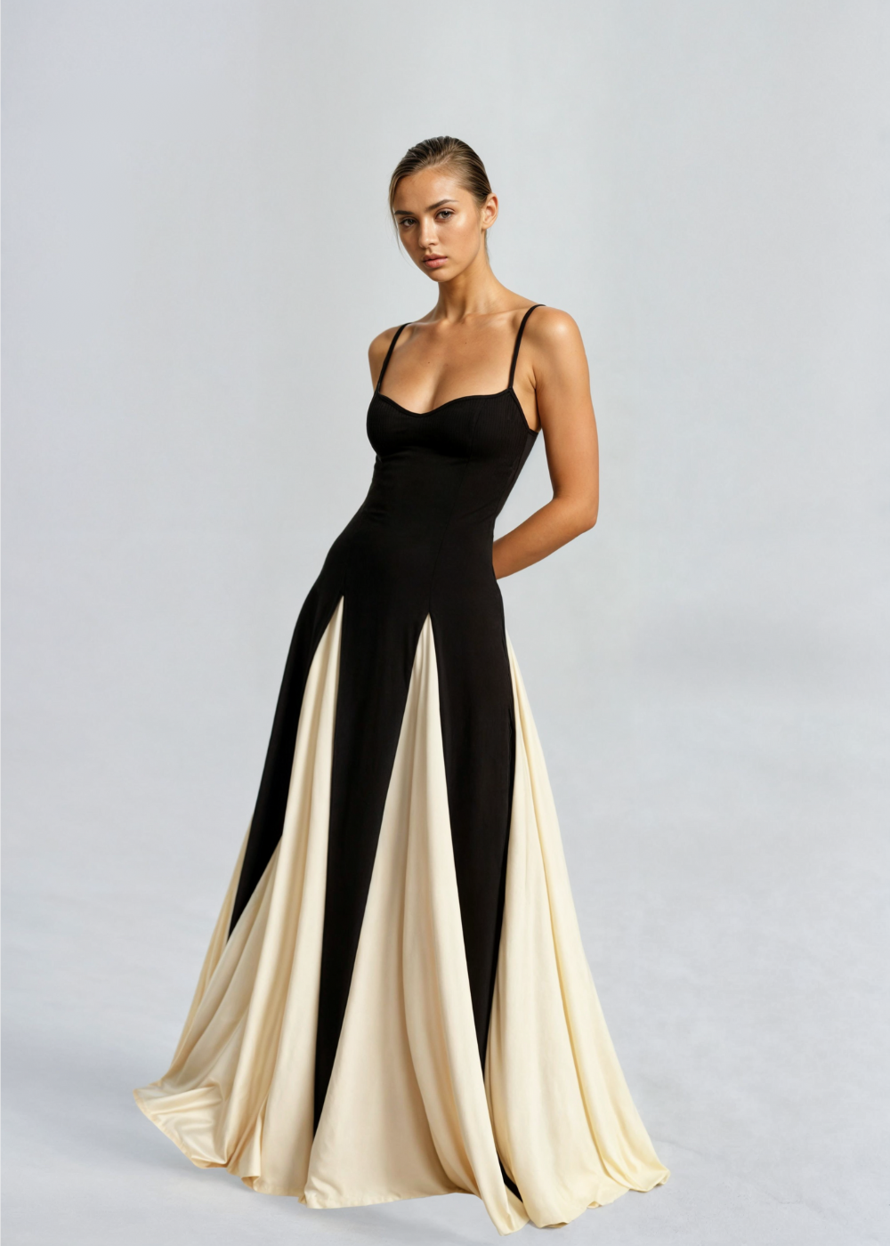 Maxi Dress with Elongated Silhouette